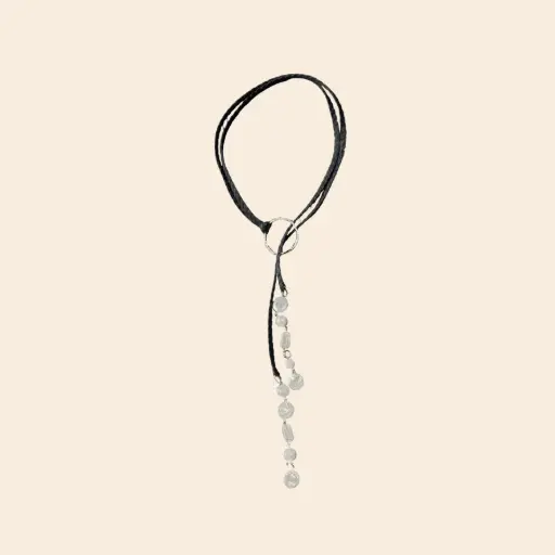 Collier Sautoir Perles et cordon noir - Clair de Femme